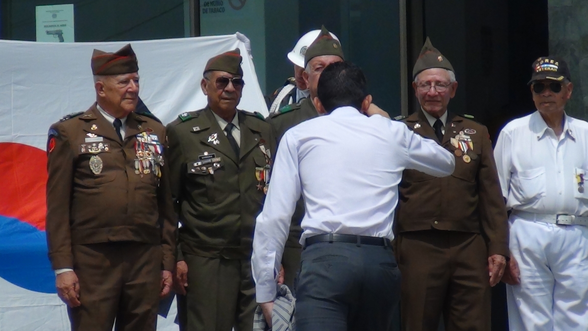 Ceremonia 27 de Abril de 2016 