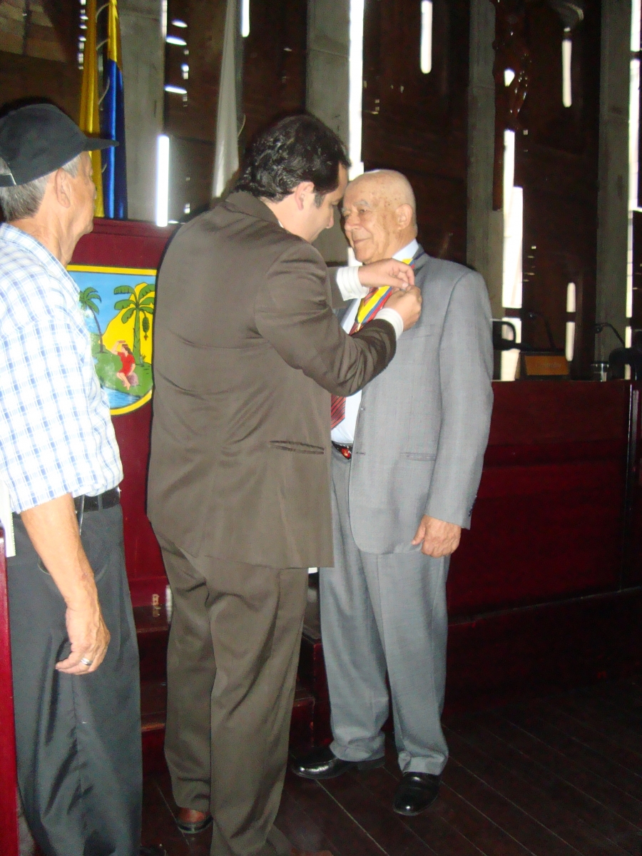 Condecoración Congreso de la República